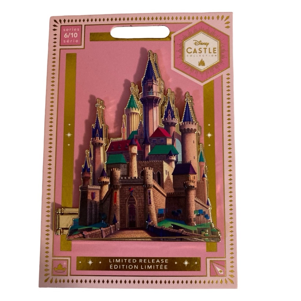 Disney Castle Collection Series 6 Aurora Castle Pin